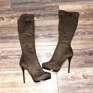 😍 Elegant Nina New York Knee High Stiletto Slouchy Boots